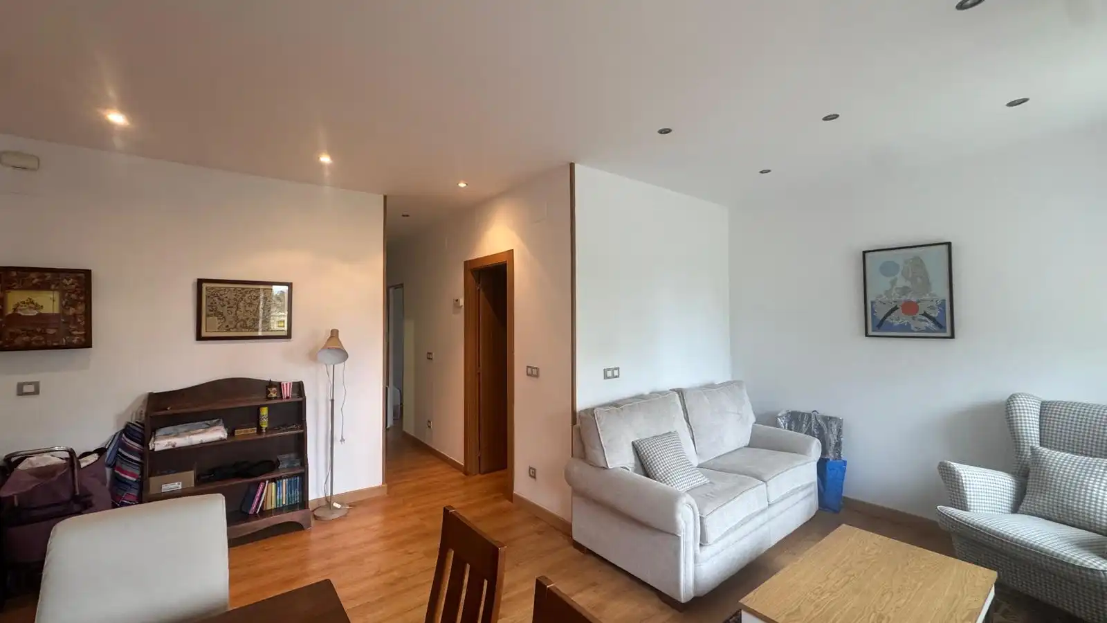 Living room of Flat for rent in Santander  with Heating, Parquet flooring and Furnished