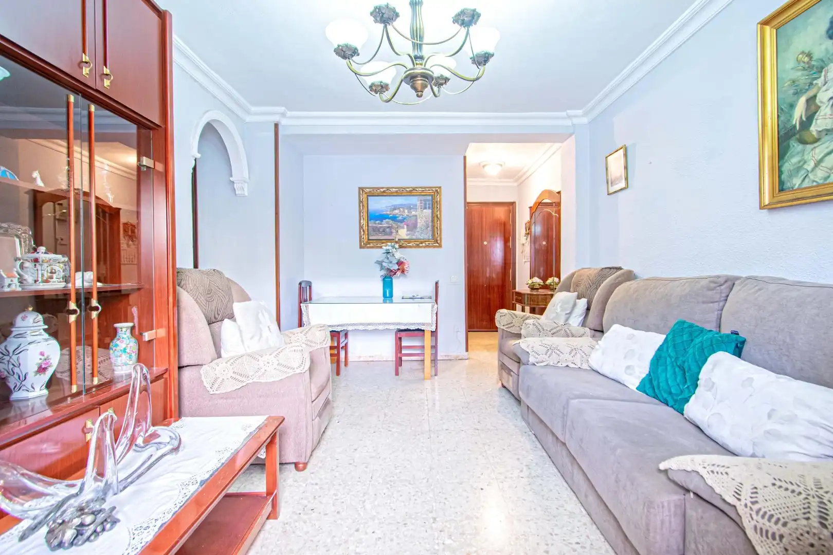Living room of Ground floor for sale in Sevilla  with Air Conditioner and Heating