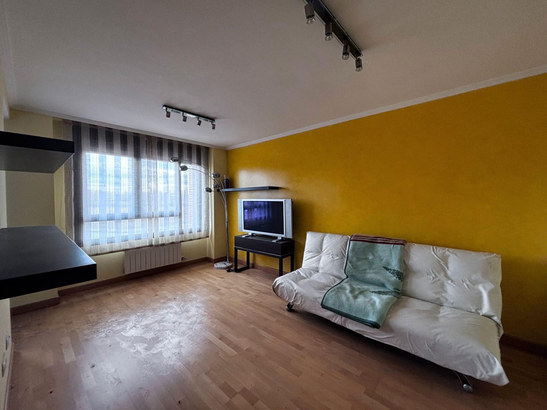 Sala d'estar de Apartament en venda en Villalbilla de Burgos amb Calefacció i Traster