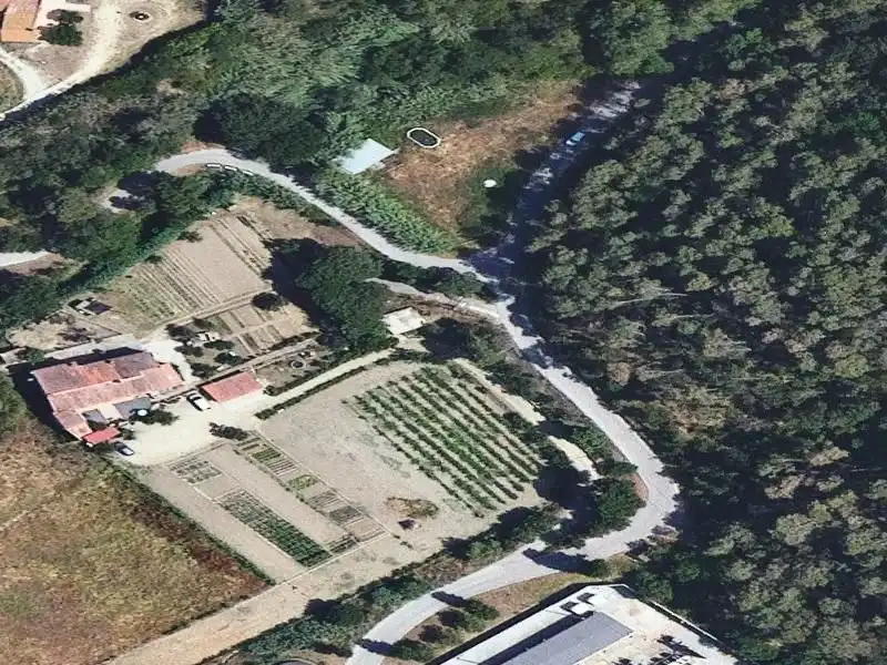 Casa aparellada en venda a calle Pirineus, imagen 3