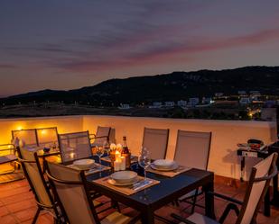 Terrassa de Àtic de lloguer en Zahara de los Atunes amb Aire condicionat, Terrassa i Piscina