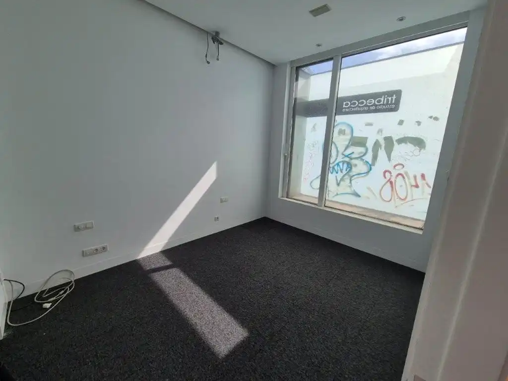 Piso en venta en A Coruña Capital  con Calefacción