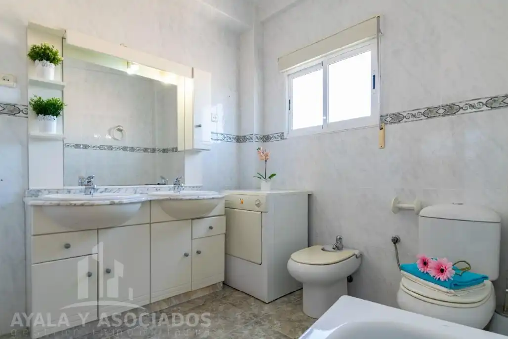 Baño de Piso en venta en Cartagena con Balcón
