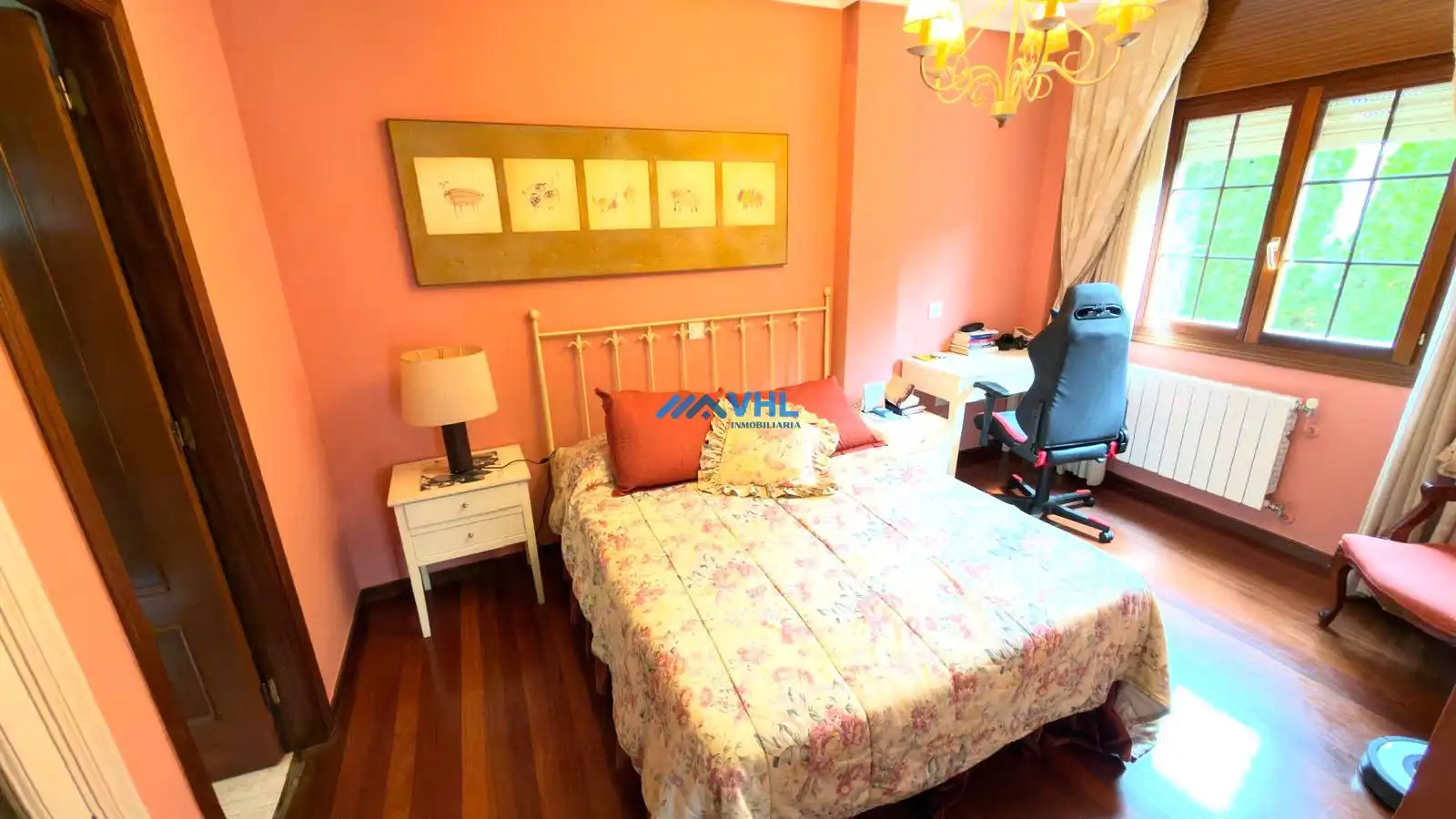 Bedroom of Houses for sale in Castro-Urdiales  with Heating, Private garden and Balcony