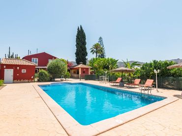 Villa con piscina in vendita a Pedanías Este