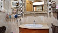 Bathroom of Flat for sale in A Coruña Capital   with Heating, Storage room and Balcony