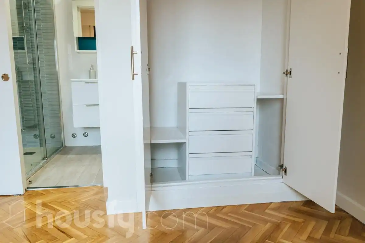 Bedroom of Flat for rent in Madrid  with Heating, Terrace and Furnished