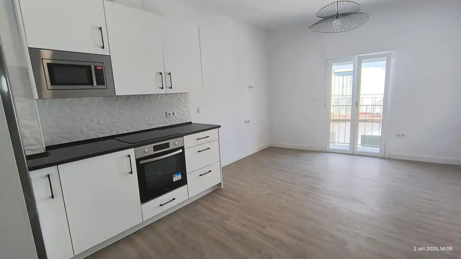 Küche von Wohnung zum Verkauf in Benacazón mit Klimaanlage und Heizung