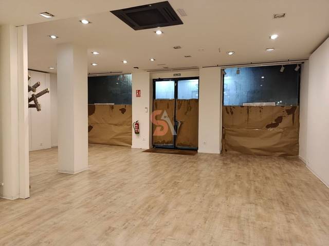 Local comercial en Alquiler en MONTERO CALVO en Centro