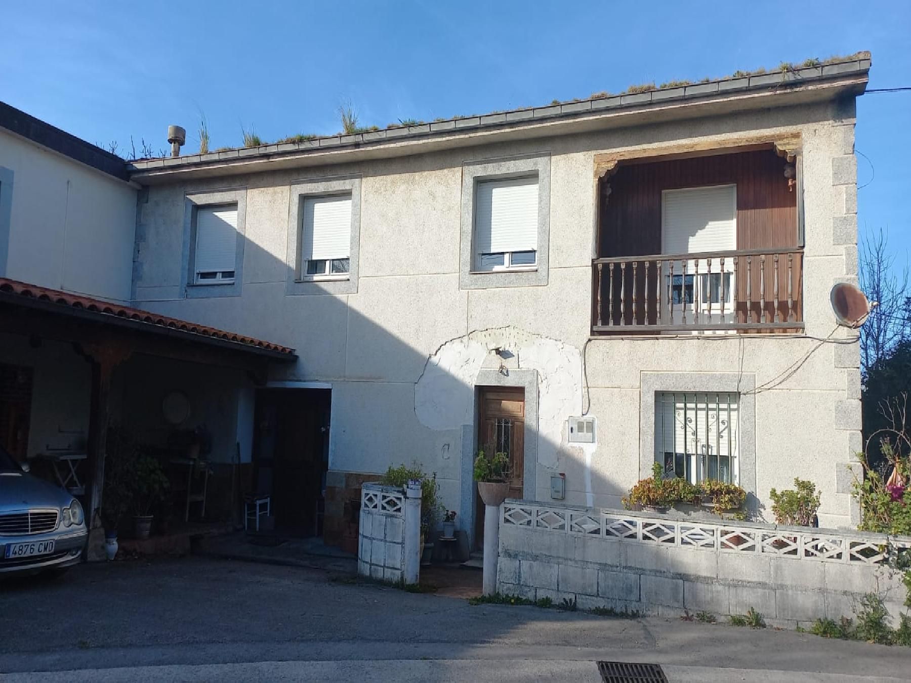 Exterior view of House or chalet for sale in Santa Cruz de Bezana