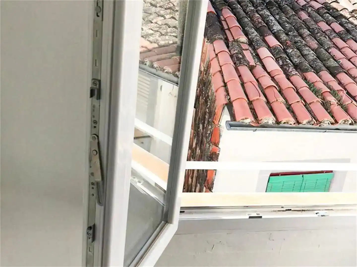 Terrassa de Planta baixa en venda en Baños de Montemayor amb Parquet, Moblat i Balcó