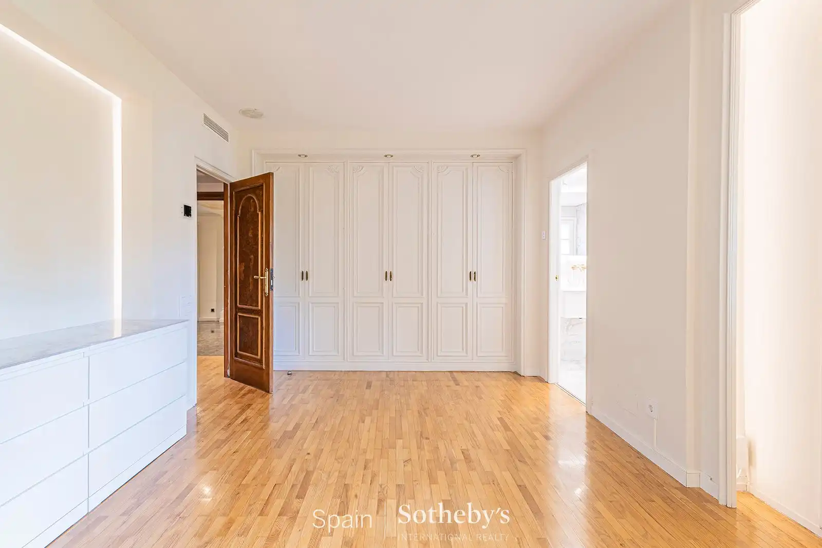 Apartamento en venta en Barcelona con Aire acondicionado, Calefacción y Terraza