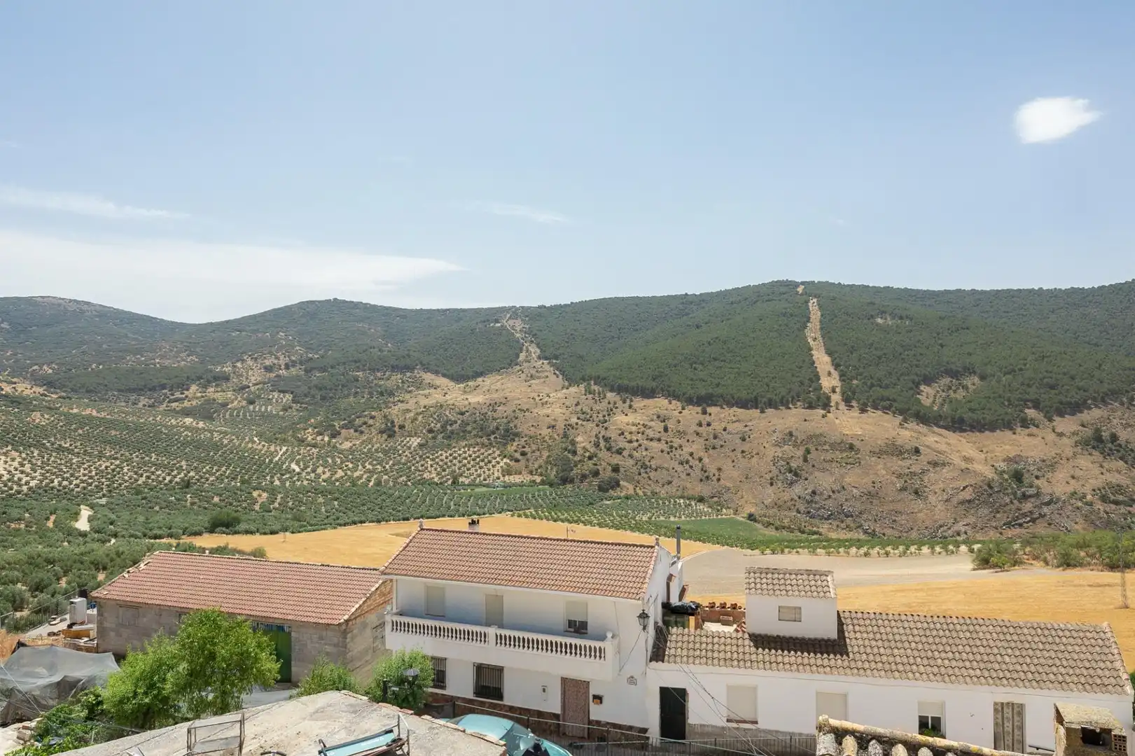 Vista exterior de Casa o xalet en venda en Moclín amb Aire condicionat, Terrassa i Moblat