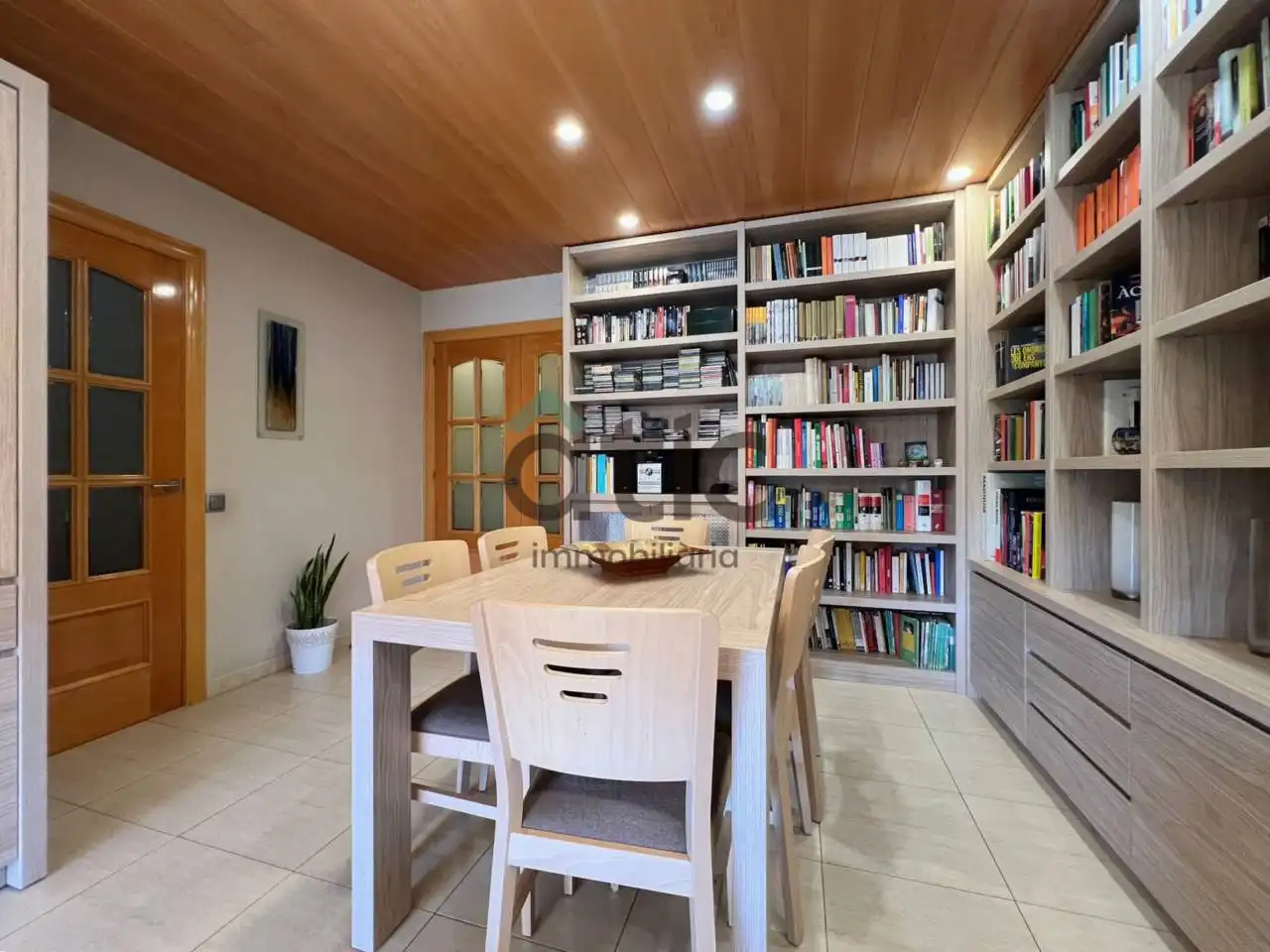 Dining room of Flat for sale in Plaça Catalunya