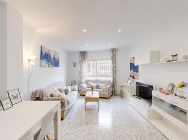 Piso en venta en Calle MAYOR - CANTERAS 32