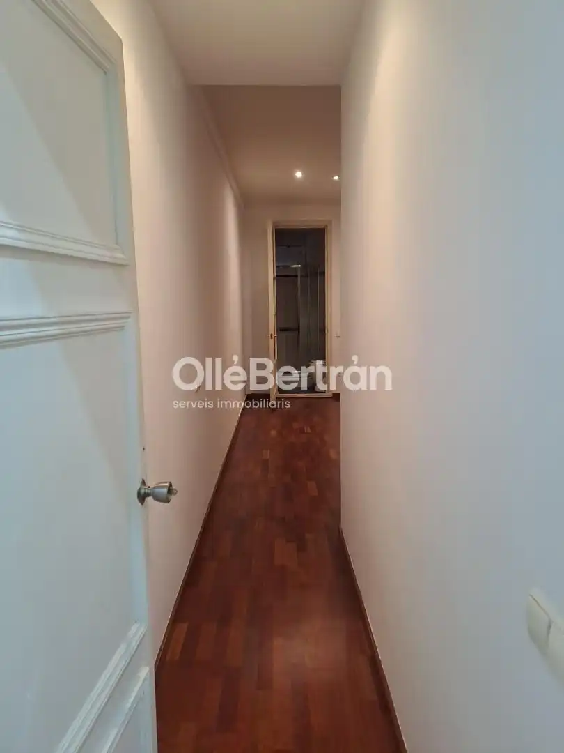 Flat for sale in Barcelona  with Balcony