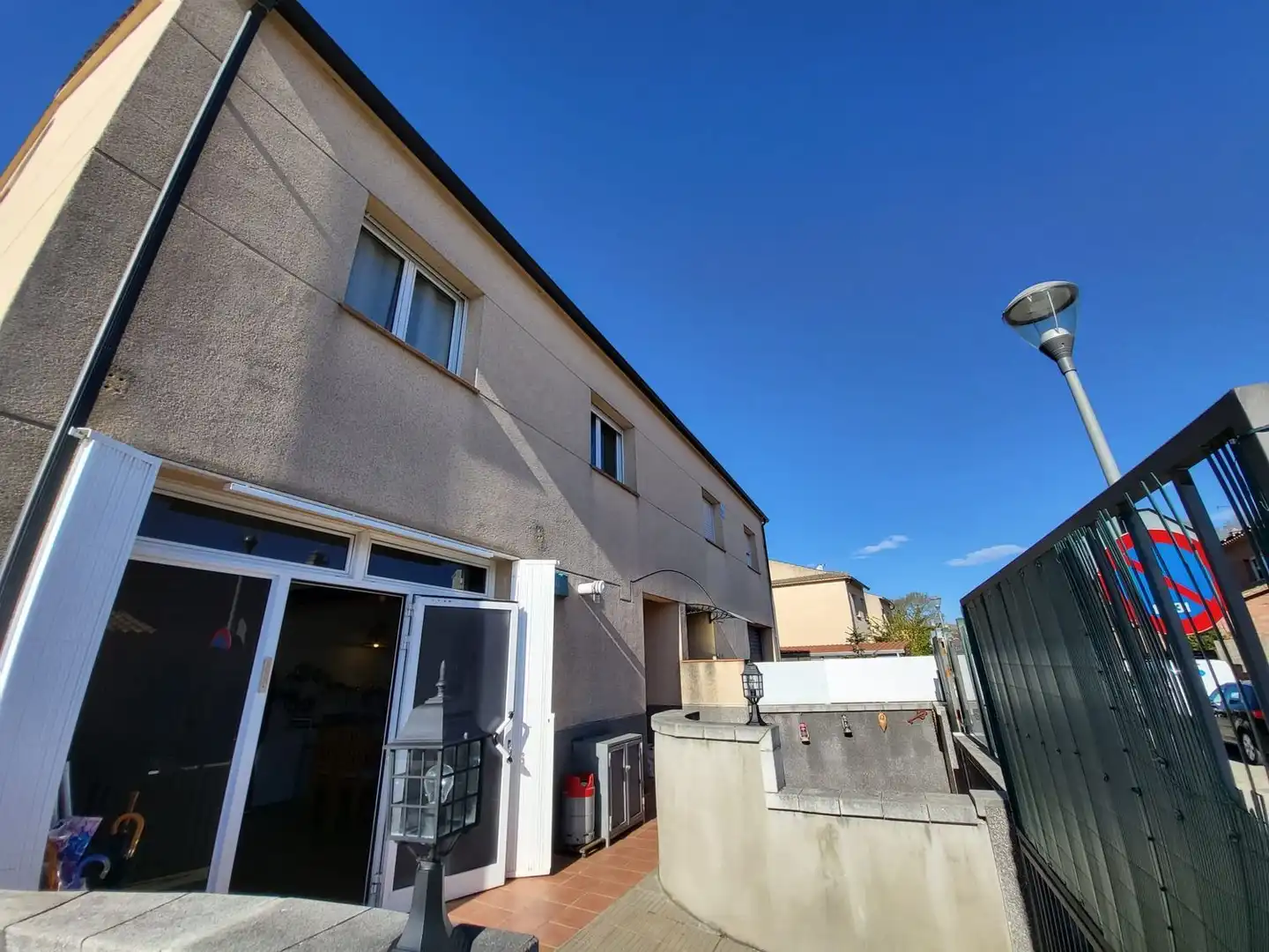 Vista exterior de Casa o xalet en venda en Vidreres amb Jardí privat, Terrassa i Balcó