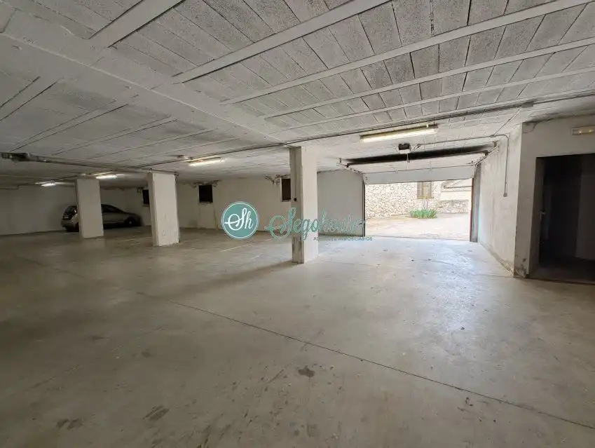 Parking de Piso en venta en Grajera con Calefacción y Trastero