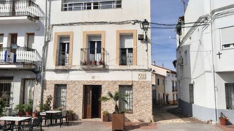 ENCANTADORA CASA DE PUEBLO EN ALÍA  CACERES