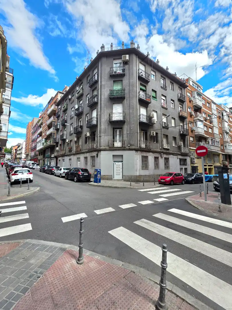 Vista exterior de Pis en venda en Madrid amb Aire condicionat, Calefacció i Parquet