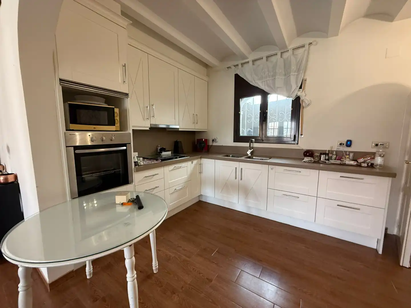 Cuina de Casa o xalet en venda en Mont-roig del Camp amb Aire condicionat, Jardí privat i Terrassa