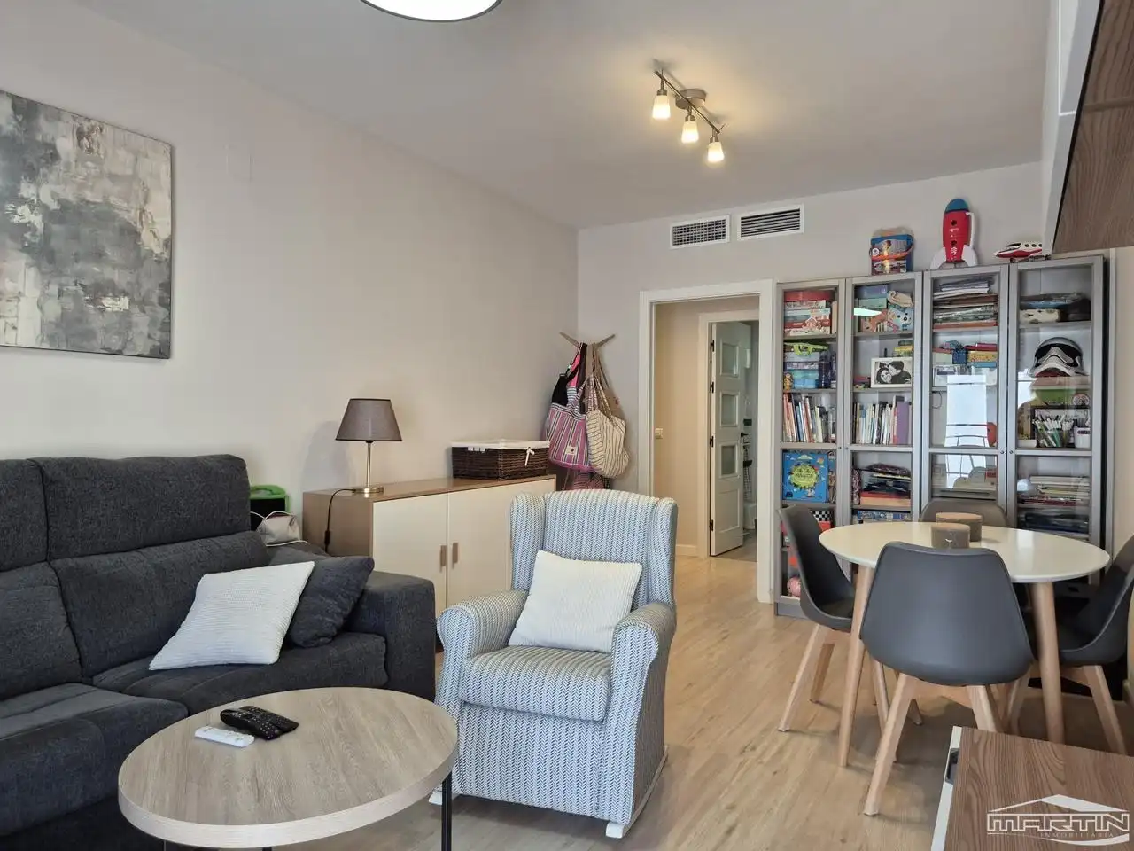 Sala d'estar de Pis en venda en Lucena amb Aire condicionat, Terrassa i Traster
