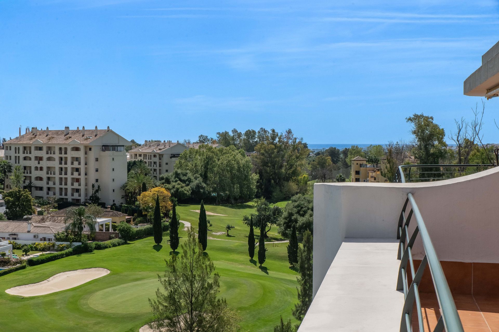 Exterior view of Attic for sale in Marbella  with Air Conditioner, Heating and Terrace