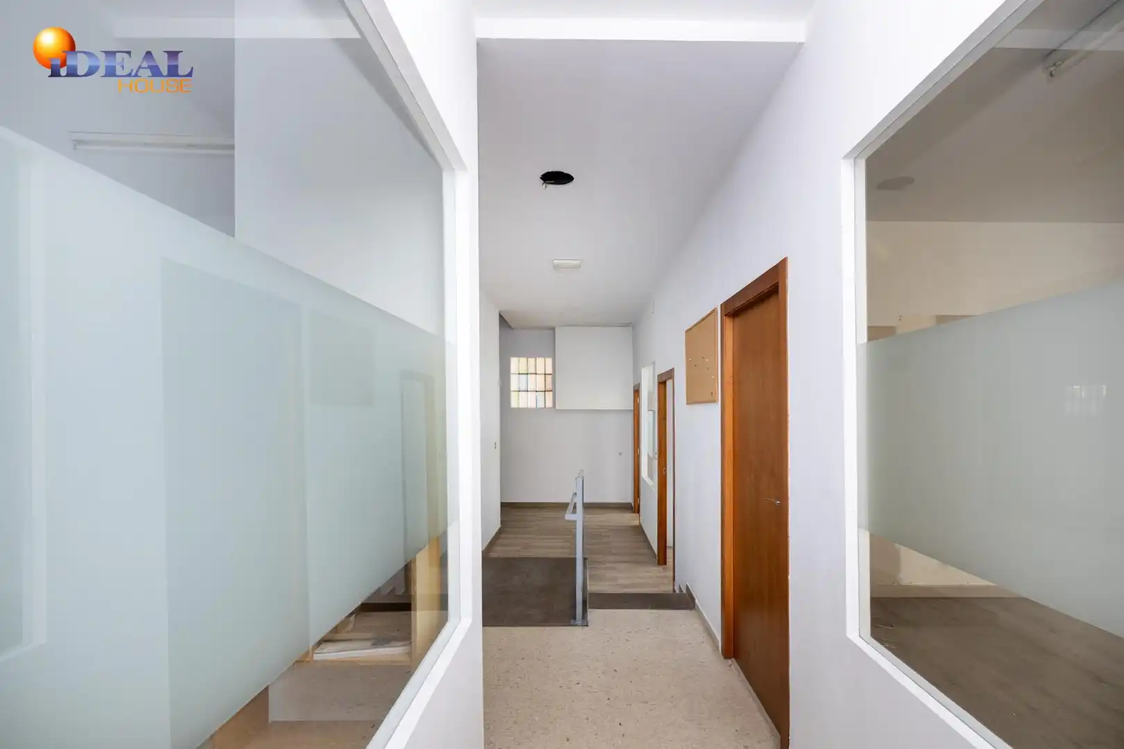 Local comercial en venta en Genil, imagen 15