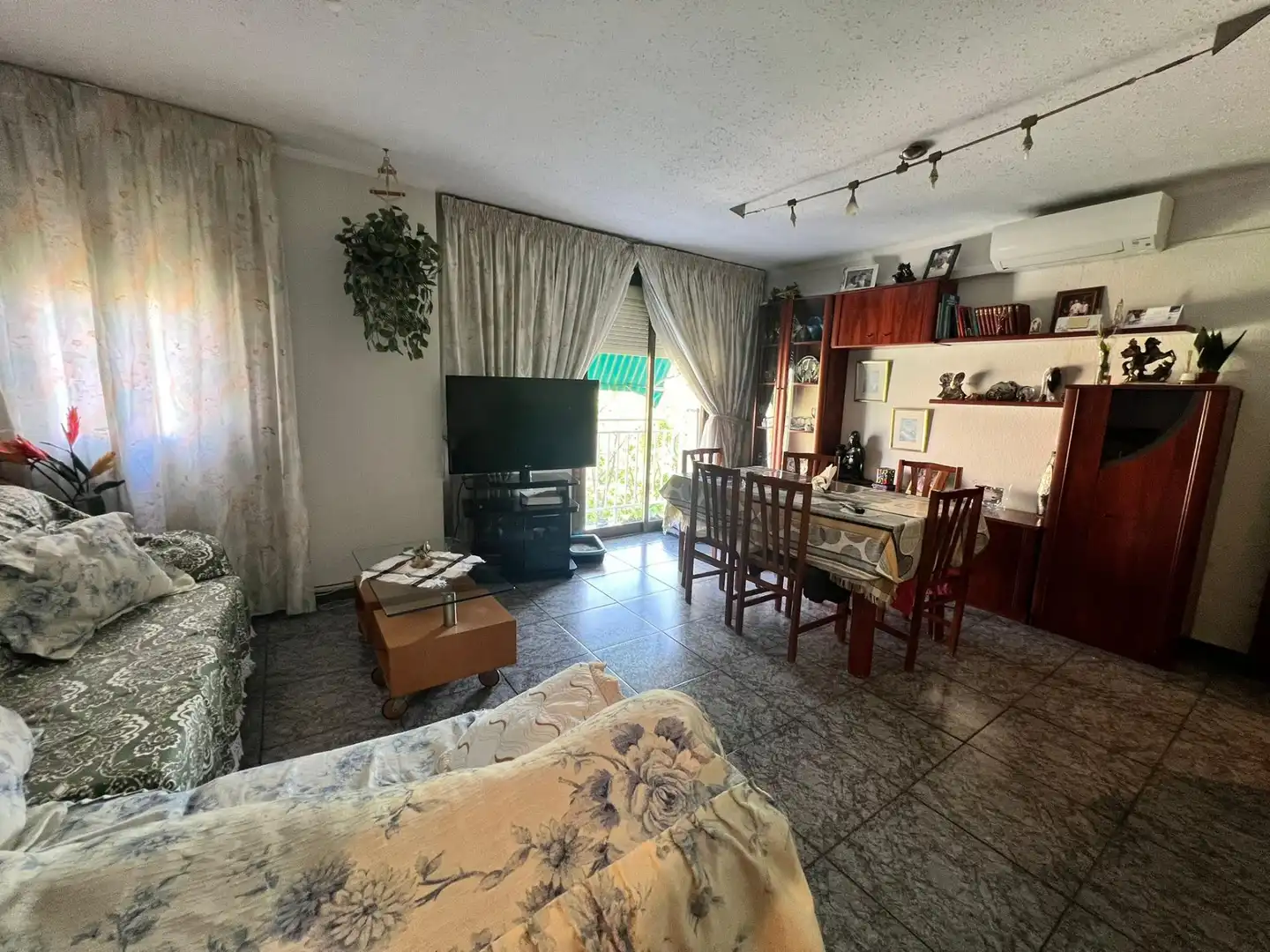 Sala de estar de Piso en venta en Sabadell con Aire acondicionado