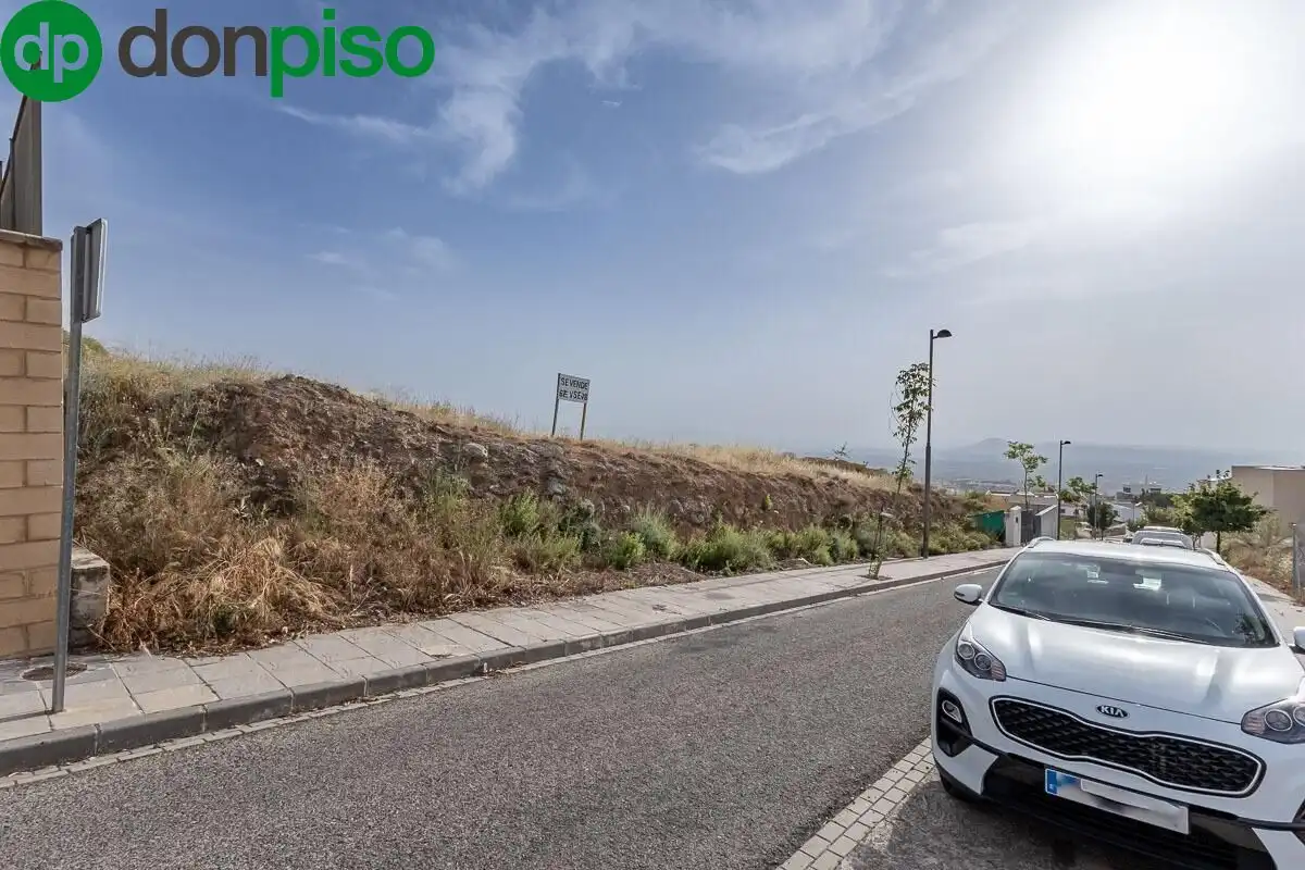 Residential for sale in Calle Pinos Puente, 20, Altos de la Zubia