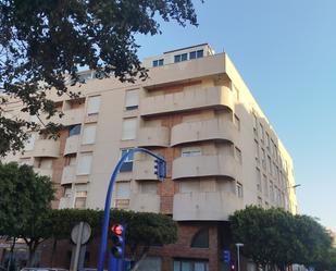 Vista exterior de Pis de lloguer en  Melilla Capital amb Aire condicionat, Calefacció i Moblat