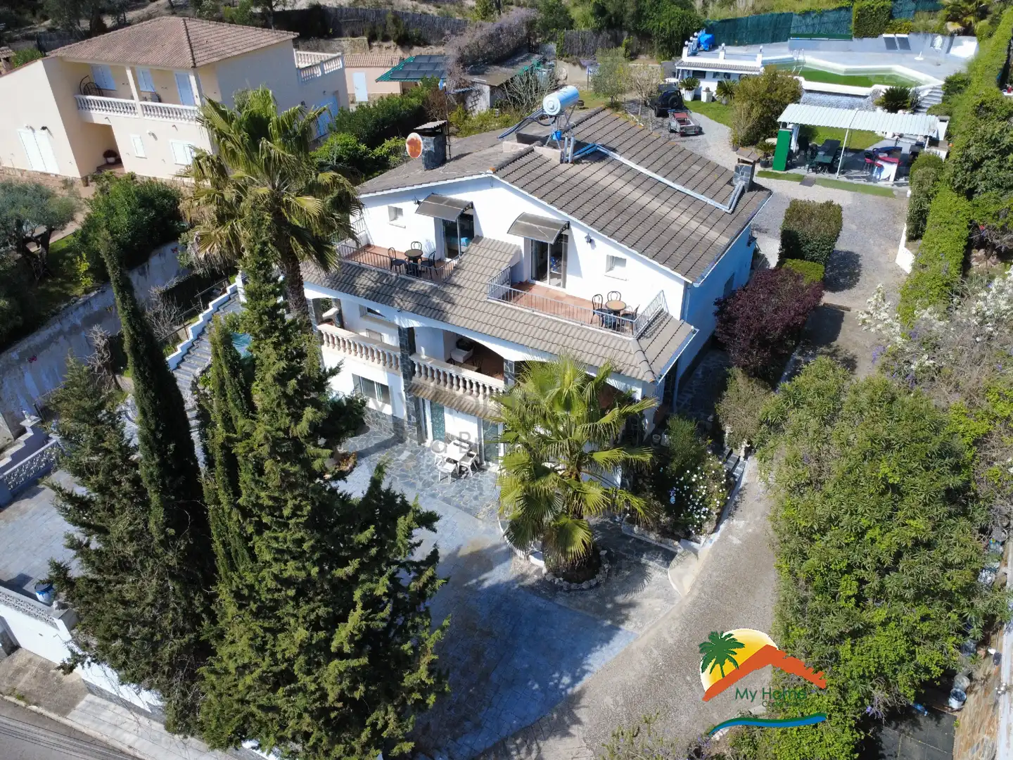 Casa amb piscina en venda a Aiguaviva Parc