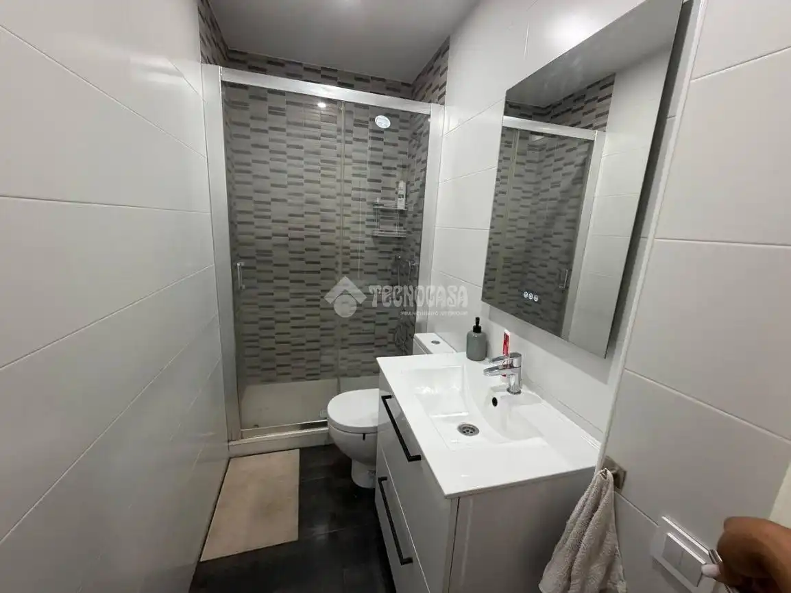 Flat with terrace for sale in Av. de la Mare de Déu de Montserrat, imagen 14