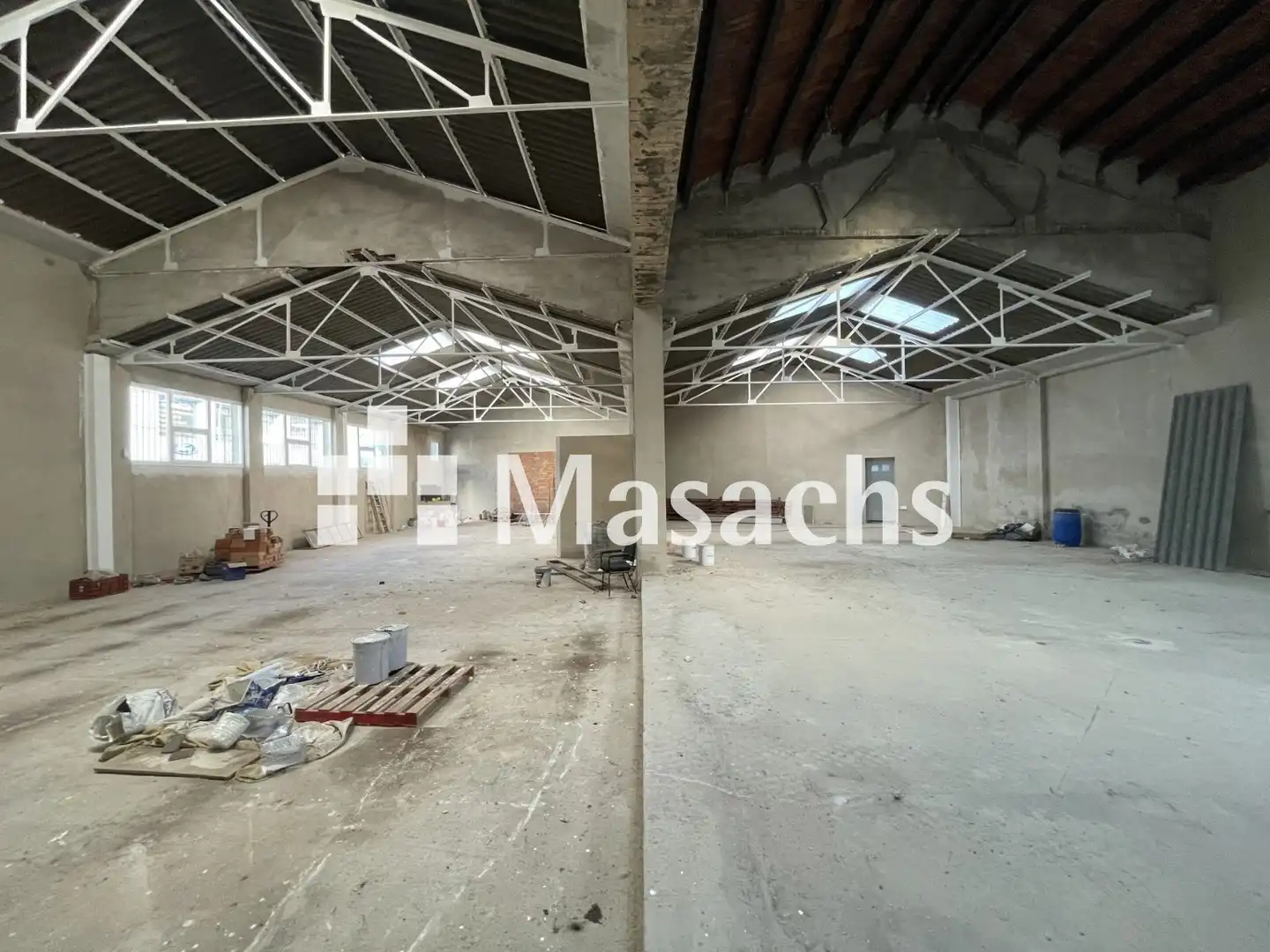 Nave industrial in affitto a Sud