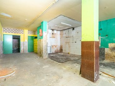 Local comercial en venta en Calle Calle Ramón Pérez de Ayala 13