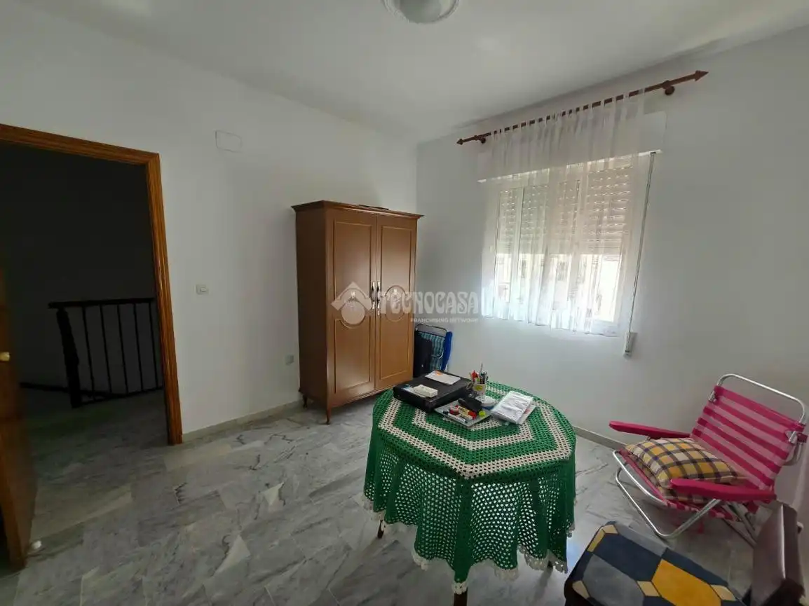 Habitación de Casa adosada en venta en Morón de la Frontera