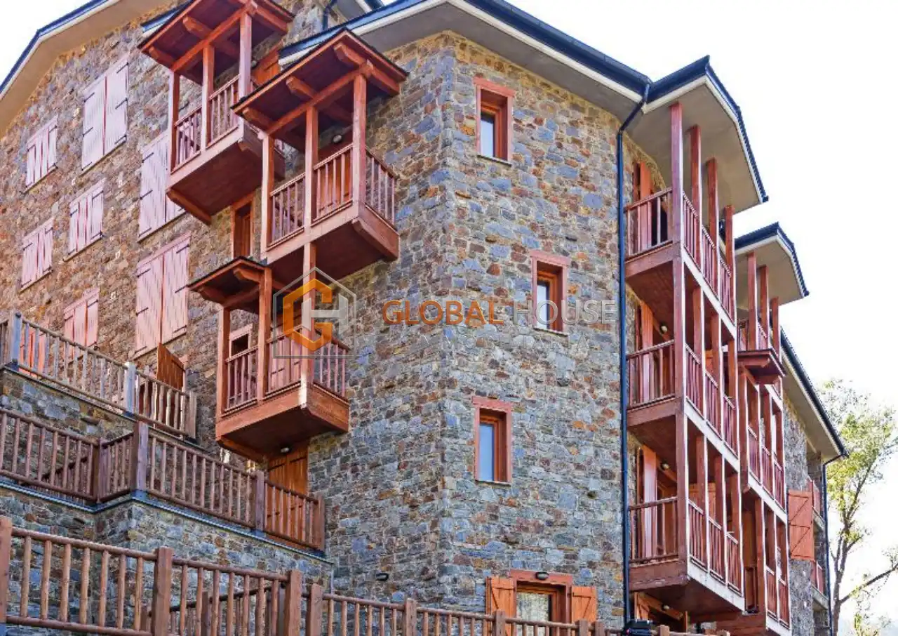 Vista exterior de Piso en venta en Canillo con Trastero