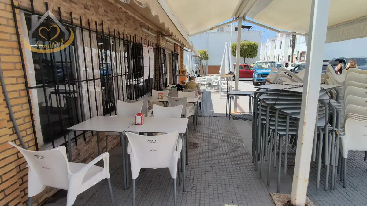 Geschaftsraum zum Verkauf in Aljaraque mit Klimaanlage, Terrasse und Möbliert