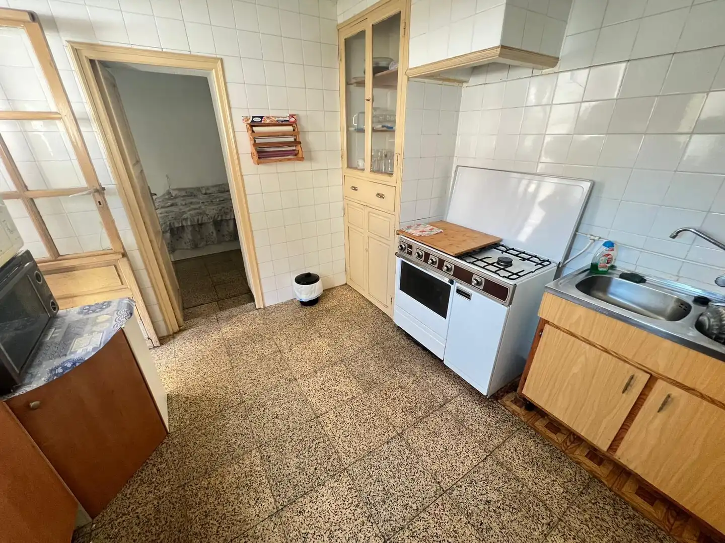 Cocina de Apartamento en venta en Almadén con Calefacción, Jardín privado y Amueblado