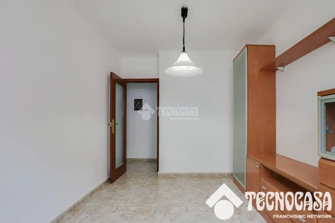 Habitación de Piso en venta en Barcelona con Balcón
