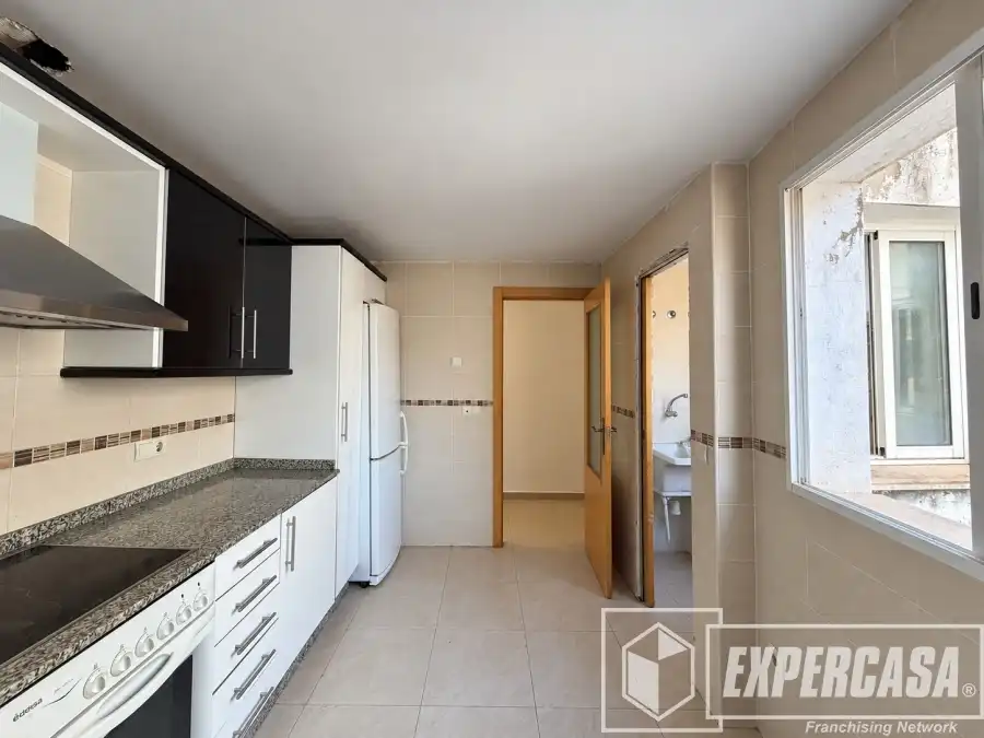 Piso con ascensor en venta en Casco Antiguo, imagen 3