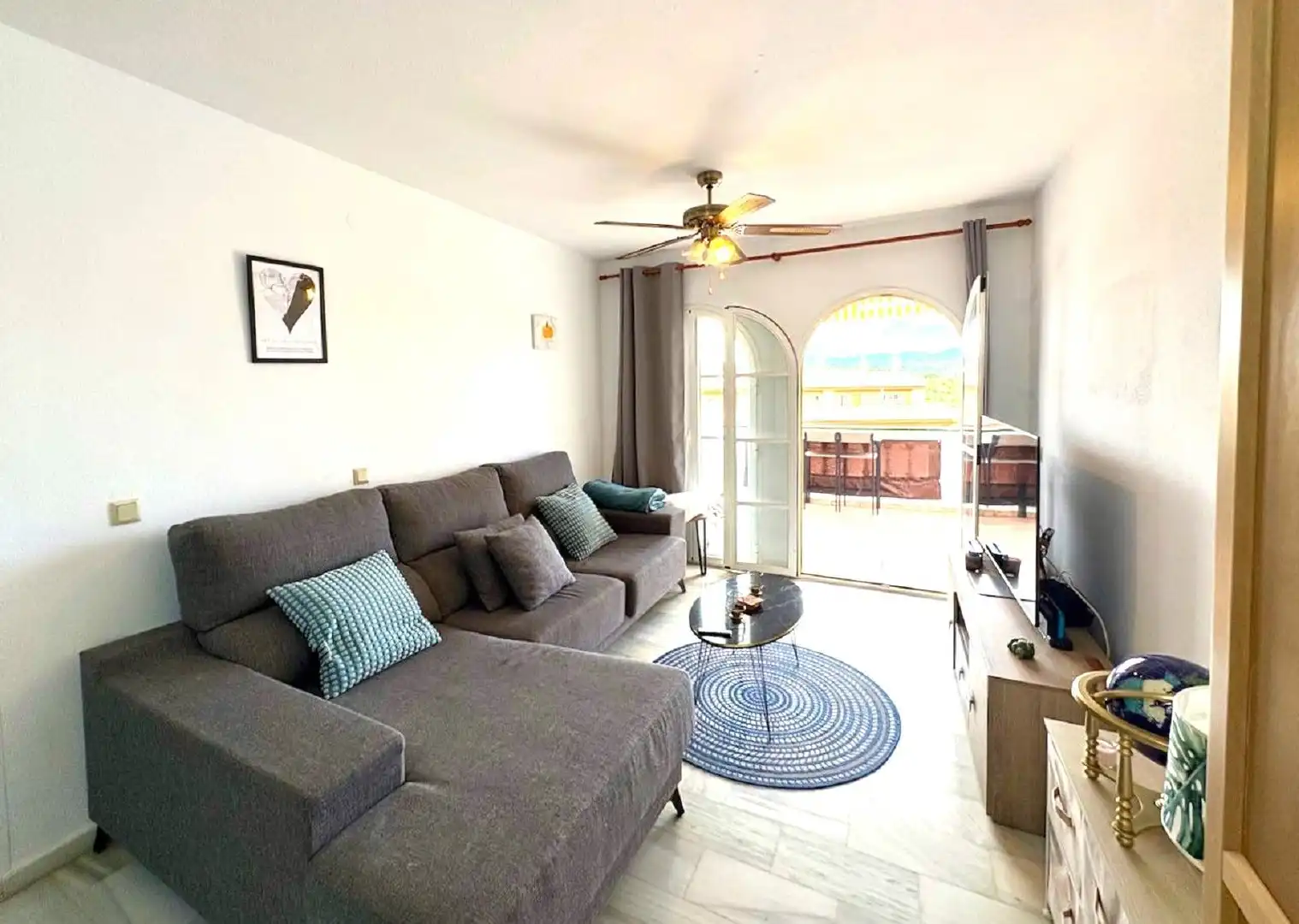 Apartament amb piscina en venda a El Faro de Calaburra - Chaparral, imagen 3