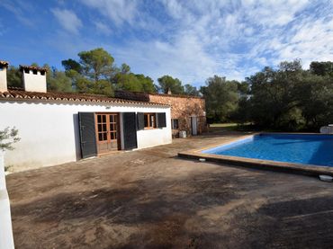 Maison rustique avec piscine à vendre à Llevant