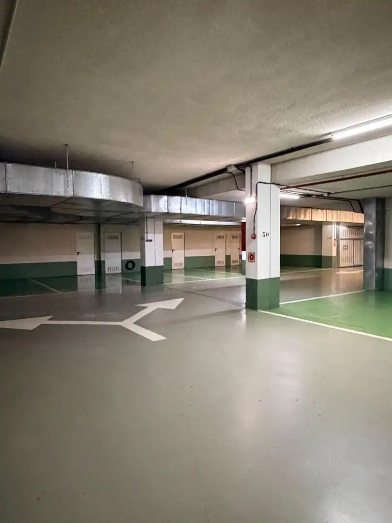 Parkplatz von Garage zum Verkauf in Donostia - San Sebastián 