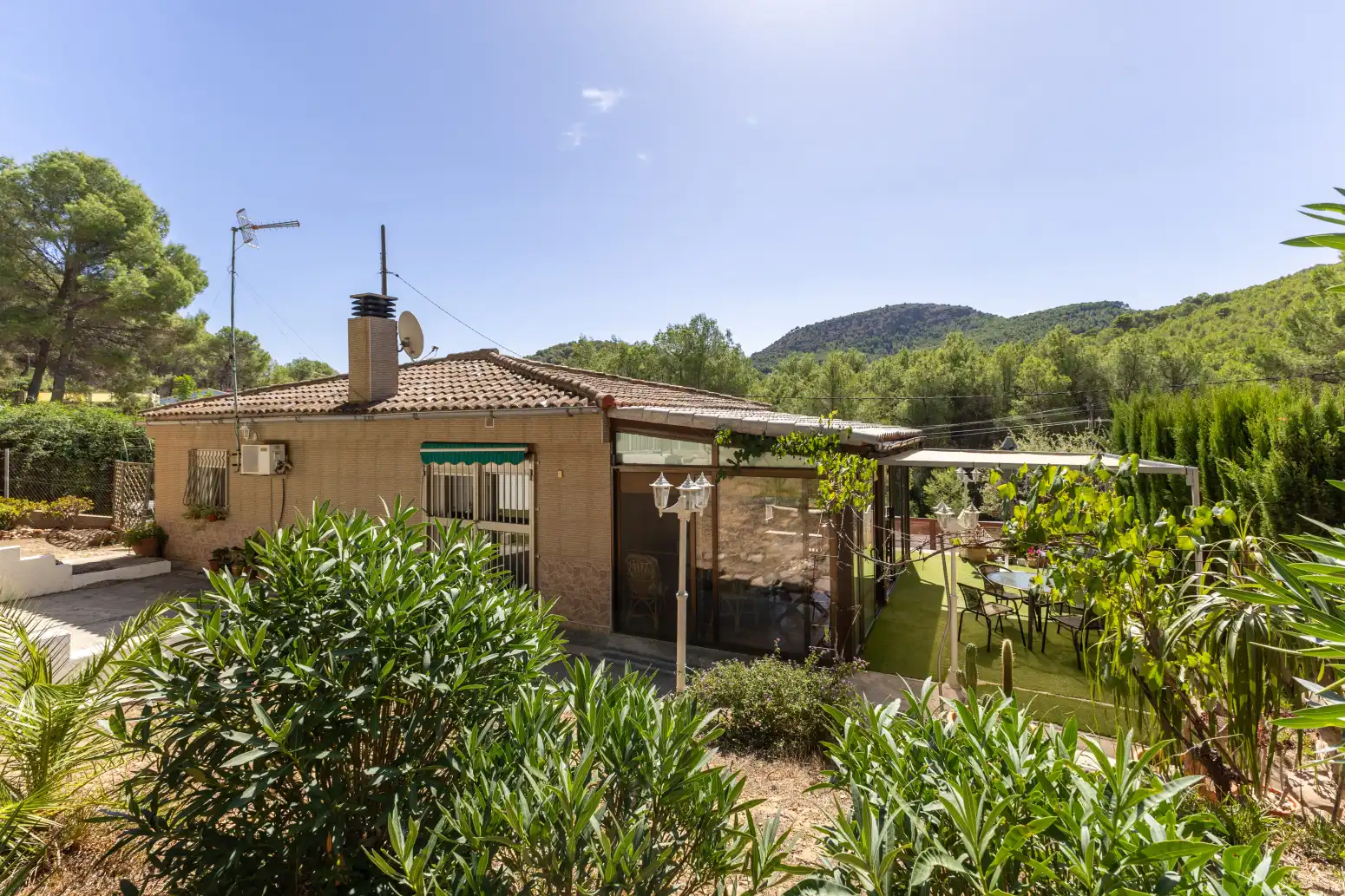 Jardí de Casa o xalet en venda en Albalat dels Tarongers amb Terrassa i Moblat
