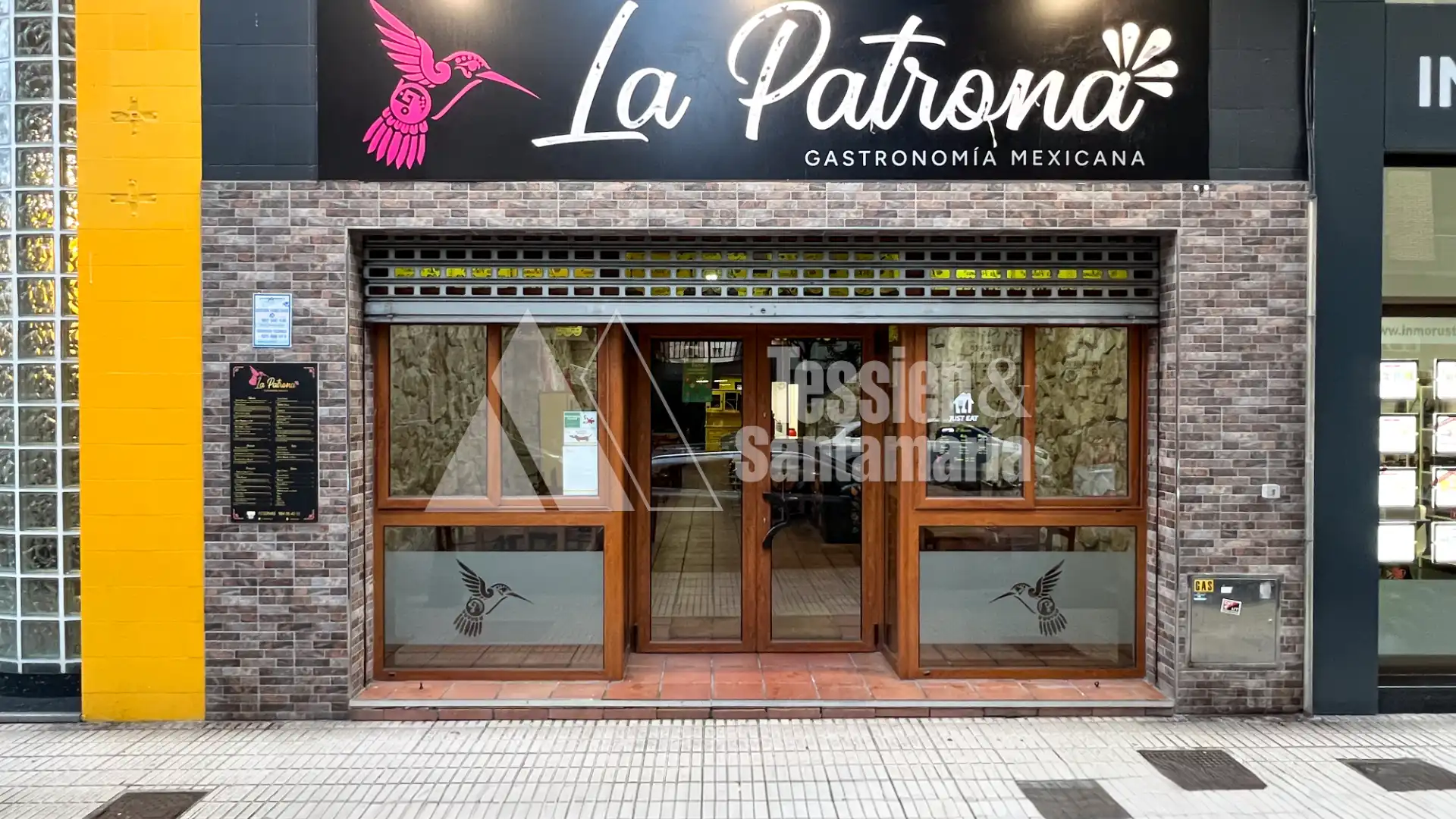 Local de alquiler en Gijón  con Amueblado