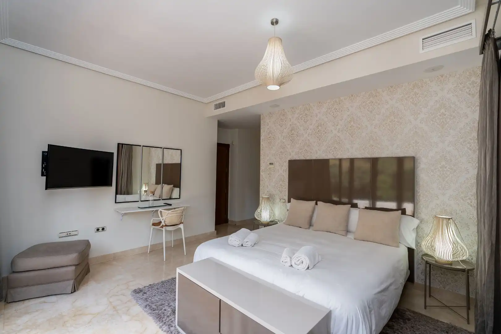 Chalet con terraza en venta en Calle Hinaharros 30, imagen 51