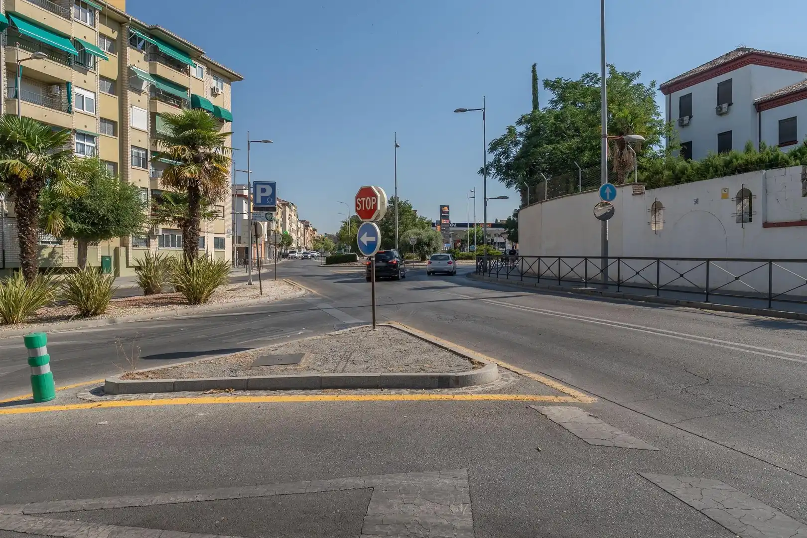 Exterior view of Flat for sale in Granada  with Air Conditioner, Terrace and Alarm