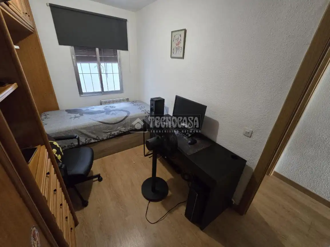 Habitación de Piso en venta en Madrid con Aire acondicionado y Calefacción