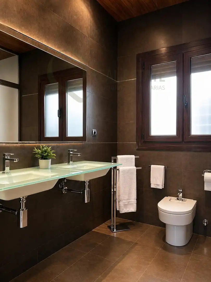 Baño de Casa o chalet en venta en Villena con Aire acondicionado, Calefacción y Jardín privado